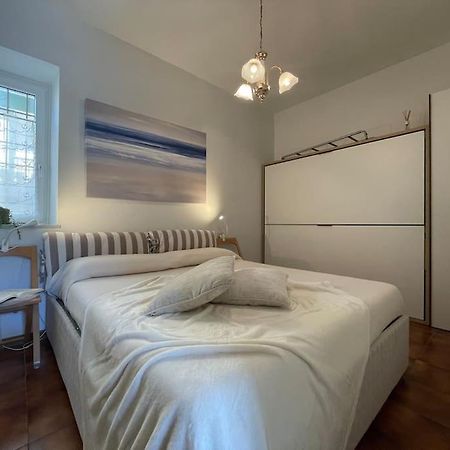 Free Parking Casa Con Giardino - Centro Mare A 5 Minuti Apartment Pietra Ligure Exterior photo