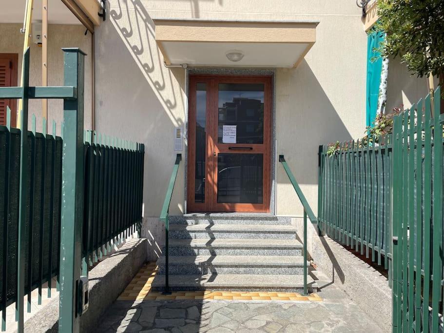 Free Parking Casa Con Giardino - Centro Mare A 5 Minuti Apartment Pietra Ligure Exterior photo