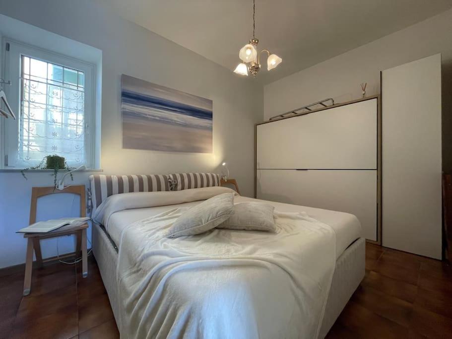 Free Parking Casa Con Giardino - Centro Mare A 5 Minuti Apartment Pietra Ligure Exterior photo