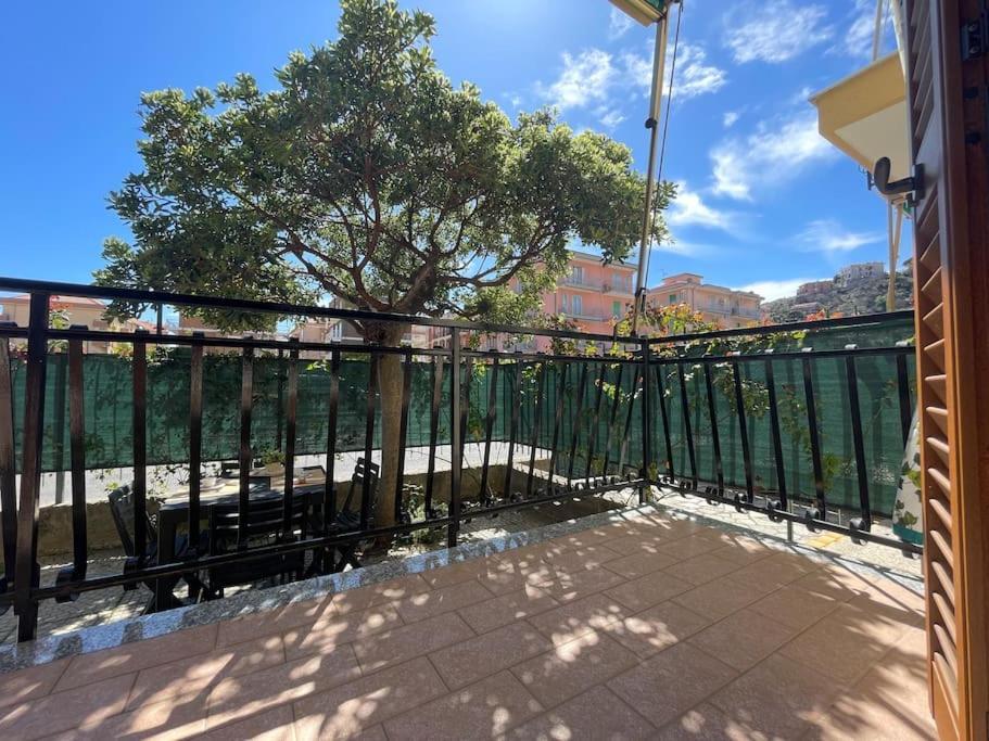 Free Parking Casa Con Giardino - Centro Mare A 5 Minuti Apartment Pietra Ligure Exterior photo