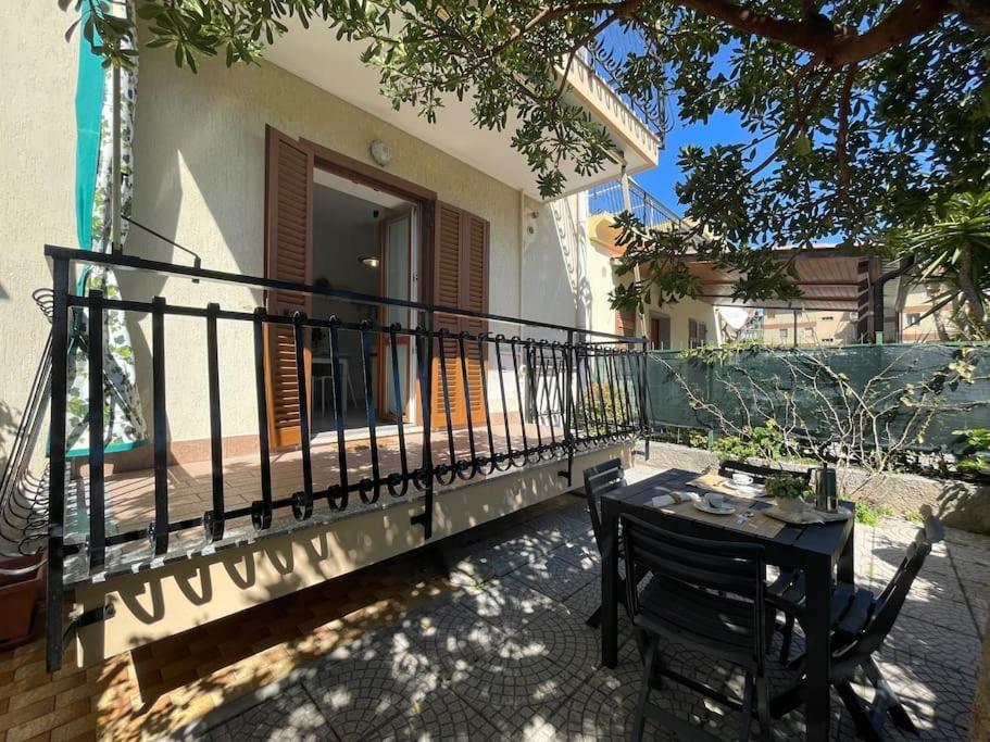 Free Parking Casa Con Giardino - Centro Mare A 5 Minuti Apartment Pietra Ligure Exterior photo