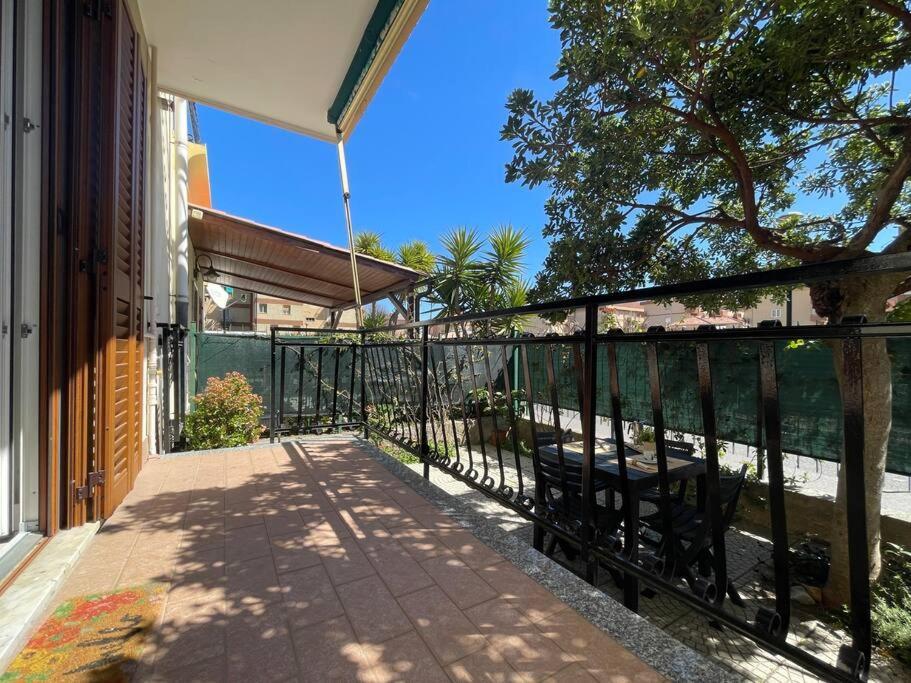 Free Parking Casa Con Giardino - Centro Mare A 5 Minuti Apartment Pietra Ligure Exterior photo