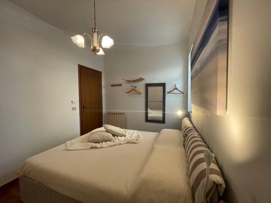 Free Parking Casa Con Giardino - Centro Mare A 5 Minuti Apartment Pietra Ligure Exterior photo