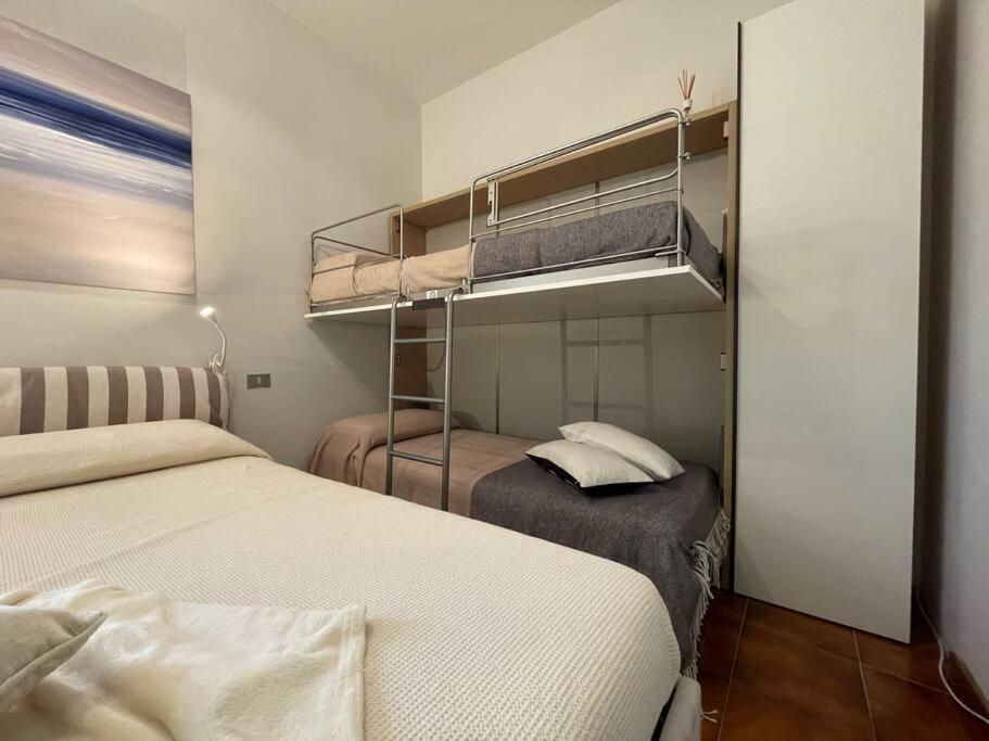 Free Parking Casa Con Giardino - Centro Mare A 5 Minuti Apartment Pietra Ligure Exterior photo